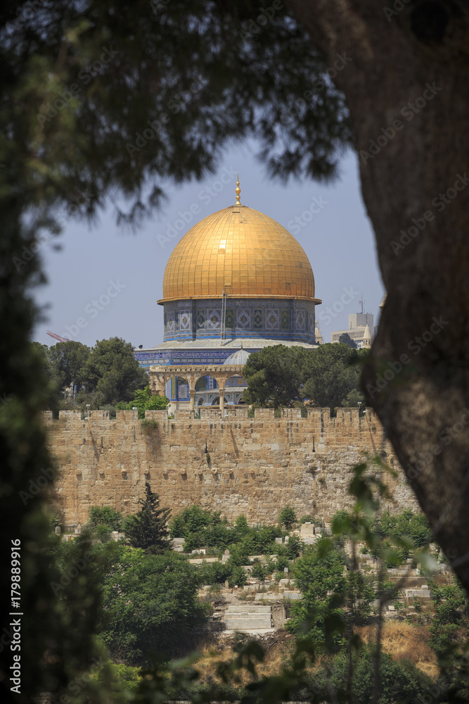 View on the temple Dome of the Rock in the afternoon. From the monastery of Mary Magdalene. Jerusalem. Israel.