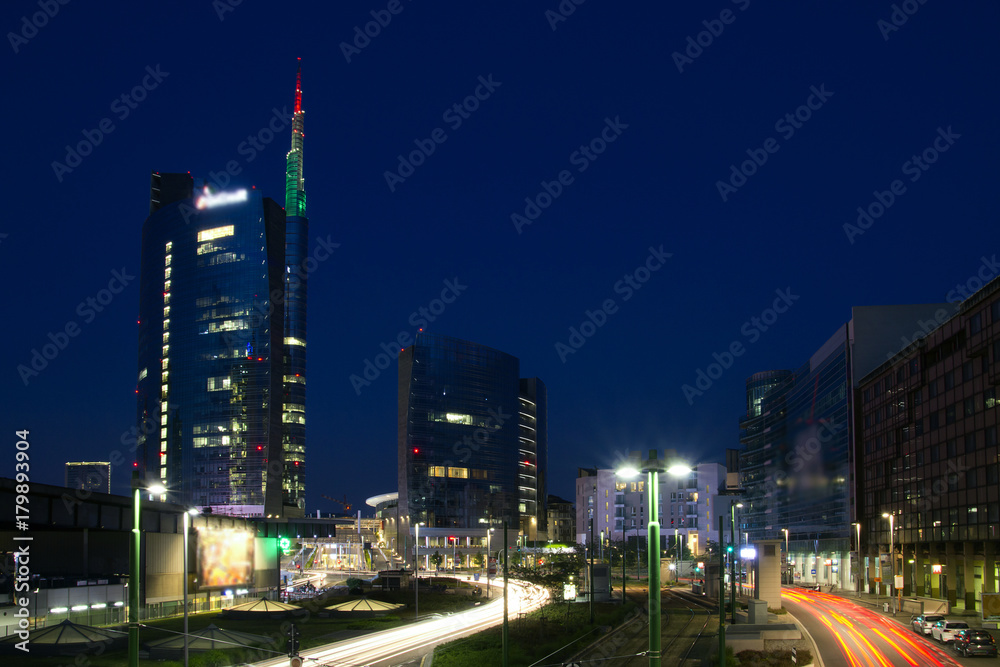 Fototapeta premium Grattacieli di notte 