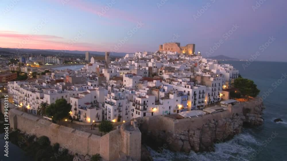 Peñiscola desde el aire. Peñíscola es un municipio de la Comunidad Valenciana, España, Peñiscola desde el aire. Peñíscola es un municipio de la Comunidad Valenciana, España,