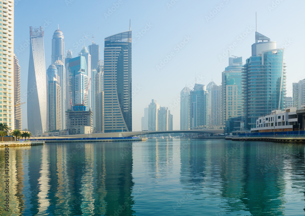 Obraz premium Modern buildings in Dubai Marina