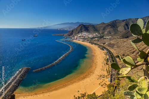 Playa de Las Teresitas near Santa Cruz de Tenerife photo