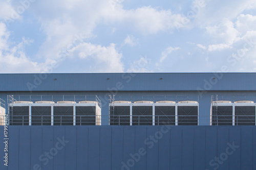 Row of HVAC Chillers Rooftop Units Air Conditioner for Large Industry Air Cooling system