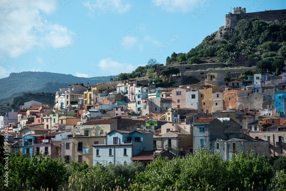Altstadt von Bosa in Sardinien, Italien
