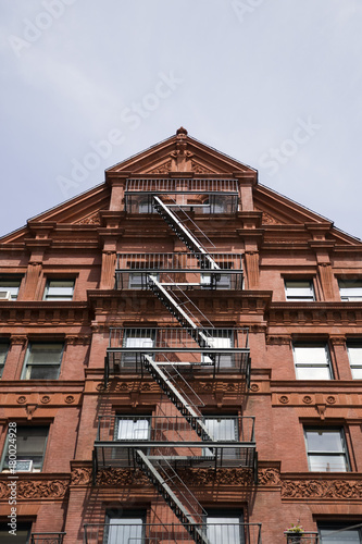 Traditional New York buildings © BGStock72