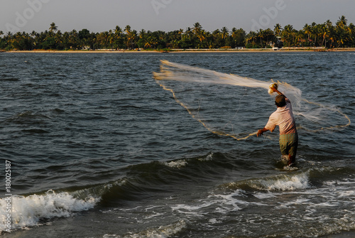 India kochi fisherman