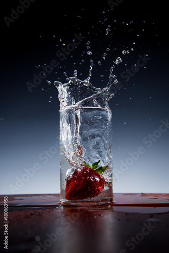Strawberry Water Splash