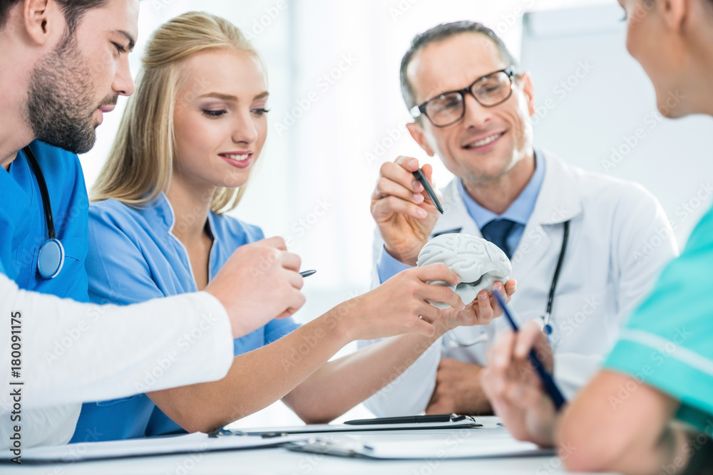 Fototapeta premium team of doctors having conversation