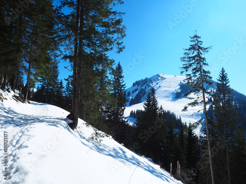 Winterwanderung in den Bayerischen Voralpen