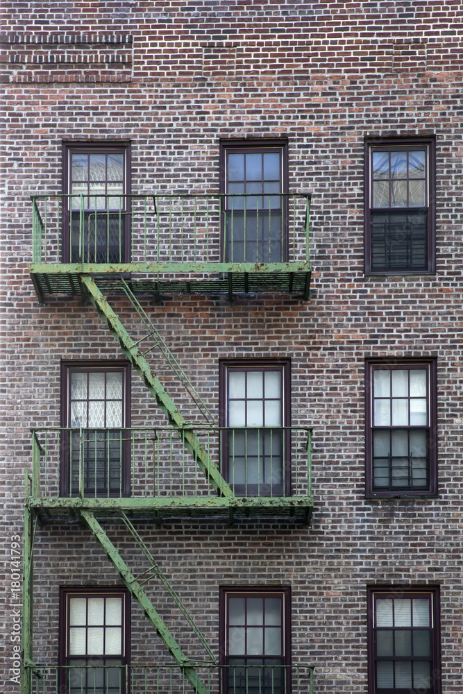 Fototapeta premium Old apartment building Manhattan, New York City
