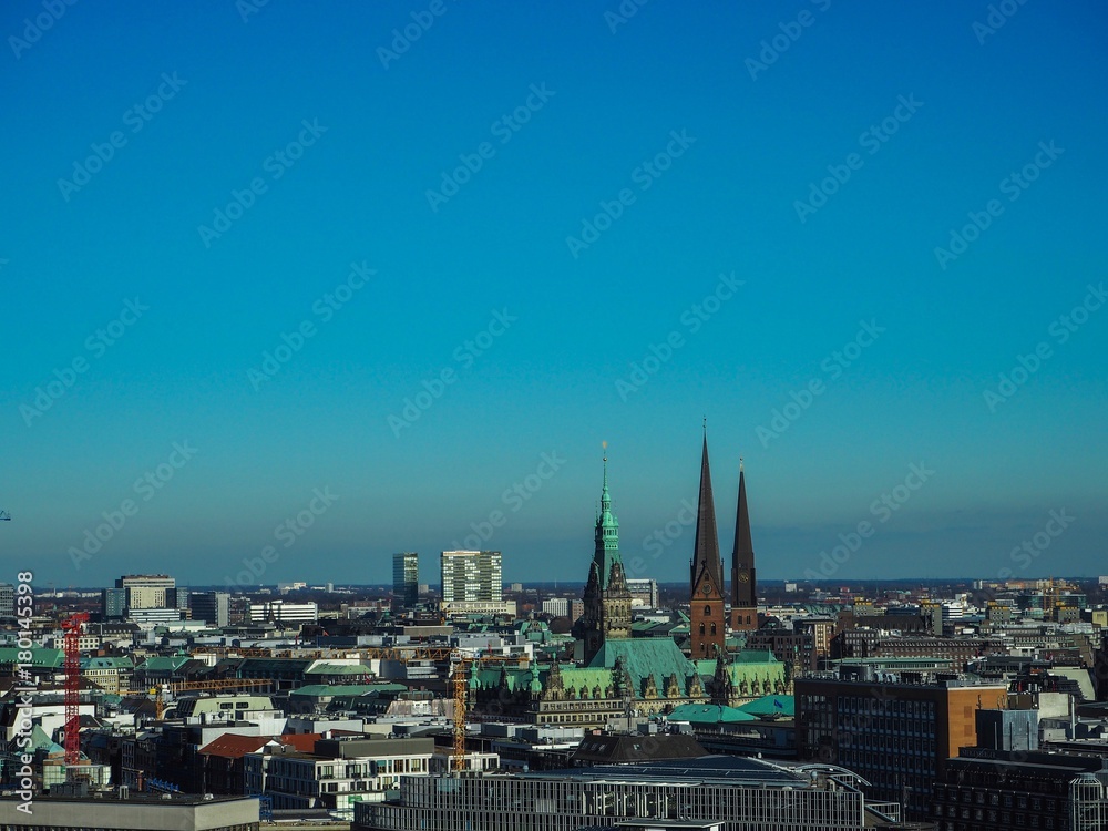 Hamburg Rathaus von oben Skyline