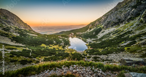Obraz na płótnie Mountain Lake at Sunset. Velicka Valley, High Tatras, Slovakia. w salonie