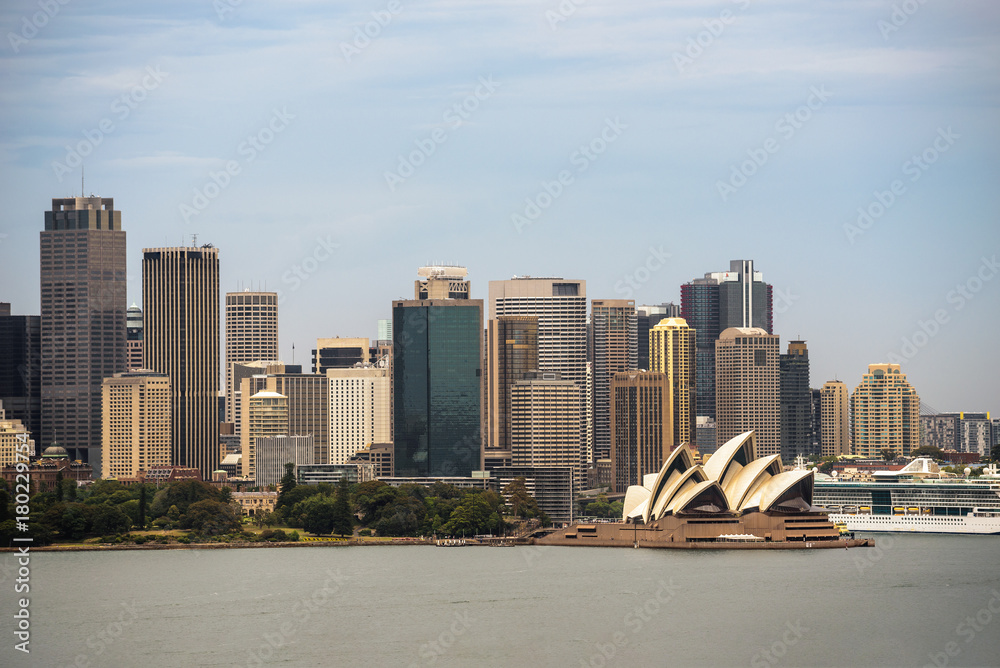 Skyline of Sydney downtown from Taronga hill Skyline of Sydney downtown from Taronga hill