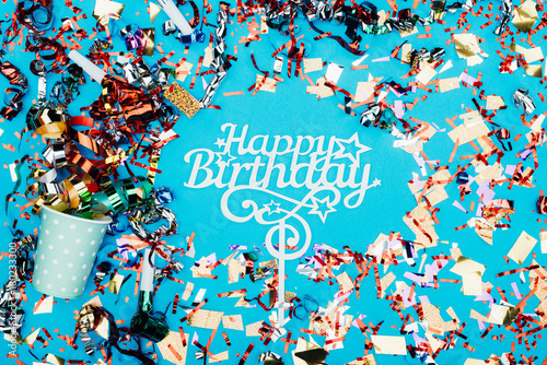 Canvas Print happy birthday sign surrounded with confetti