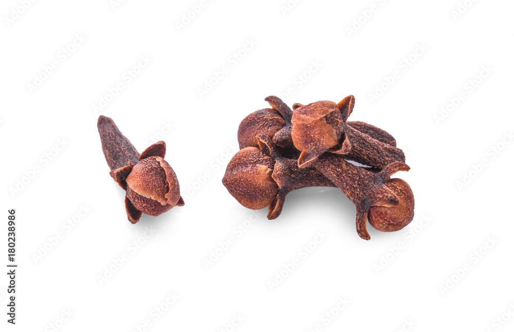 Obraz premium dry cloves on white background