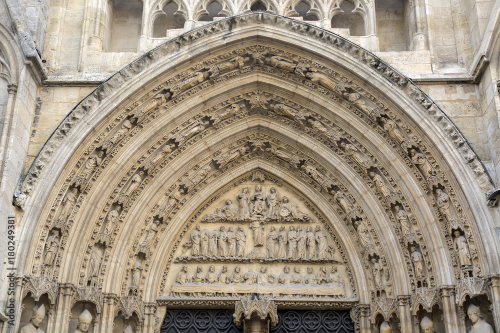 Entrance Cathedral Church; Bordeaux