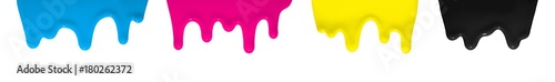 flüssige Farbe in CYMK (Cyan, Magenta, Gelb, Schwarz) isoliert auf weißem Hintergrund © rock_the_stock
