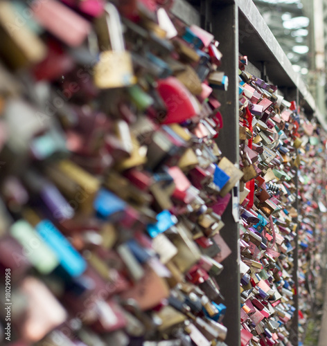 Wallpaper Mural Liebesschlösser Torontodigital.ca