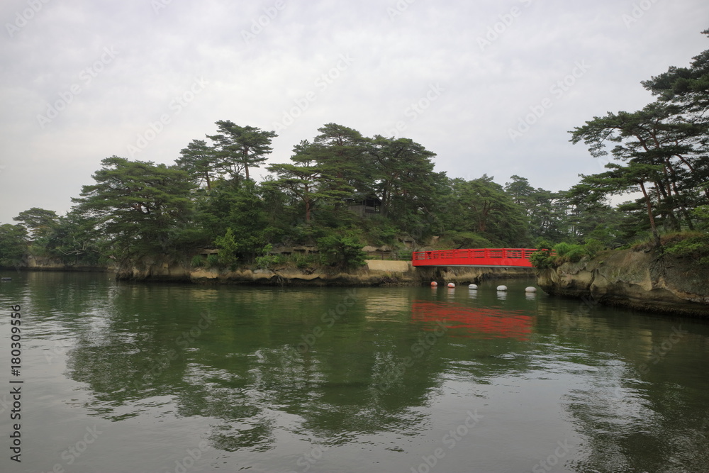 雄島の赤い橋