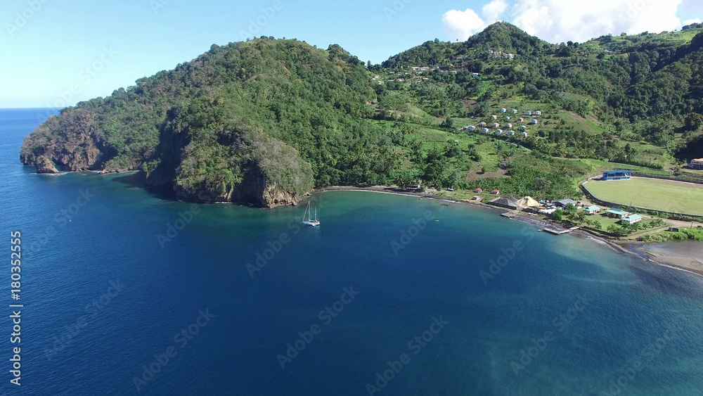 Obraz premium Sky view of St-vincent Cumberland