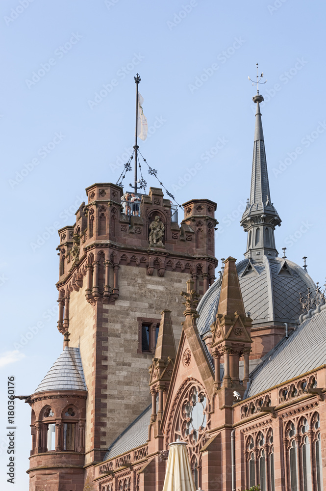 Obraz premium The beautiful Drachenburg Castle near Koenigswinter - Bonn, North Rhine-Westphalia in Germany.