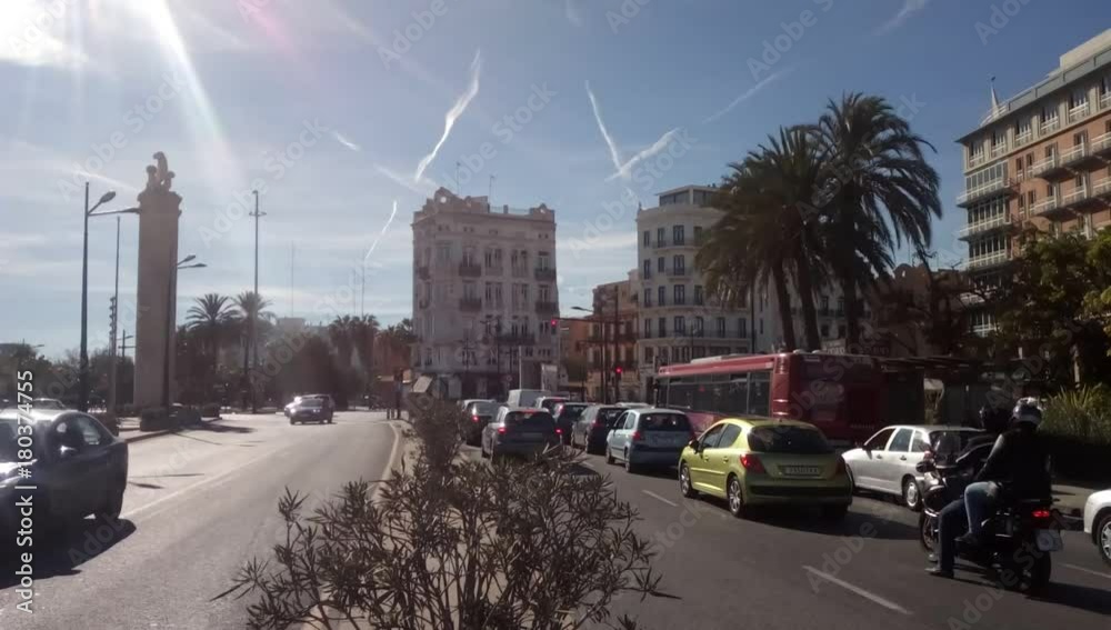 Time lapse tráfico rodado y aéreo en la ciudad de Valencia
