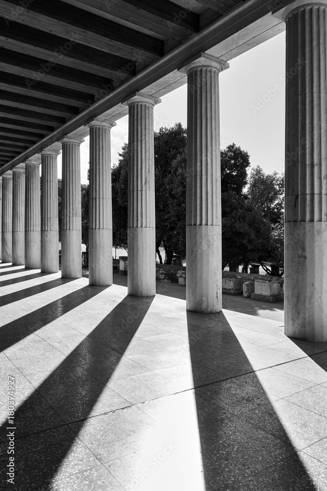 Perspective of classical columns