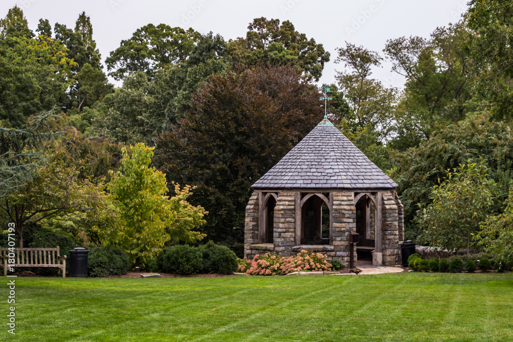 Fototapeta premium Gazebo in Park. Shot at the National Cathedral in Washington DC