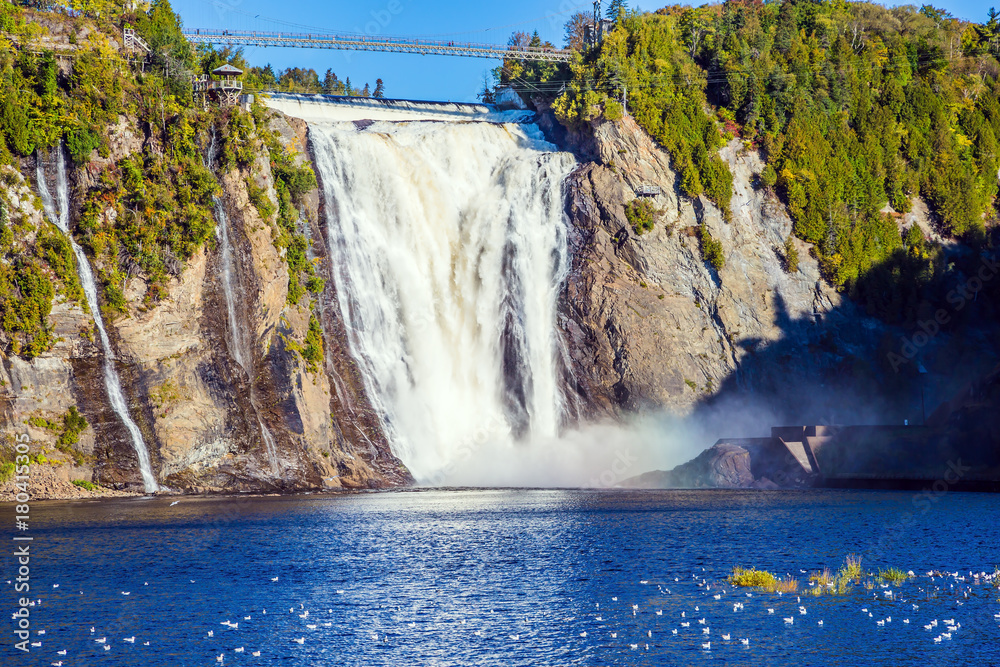 Fototapeta premium Montmorency Falls Park