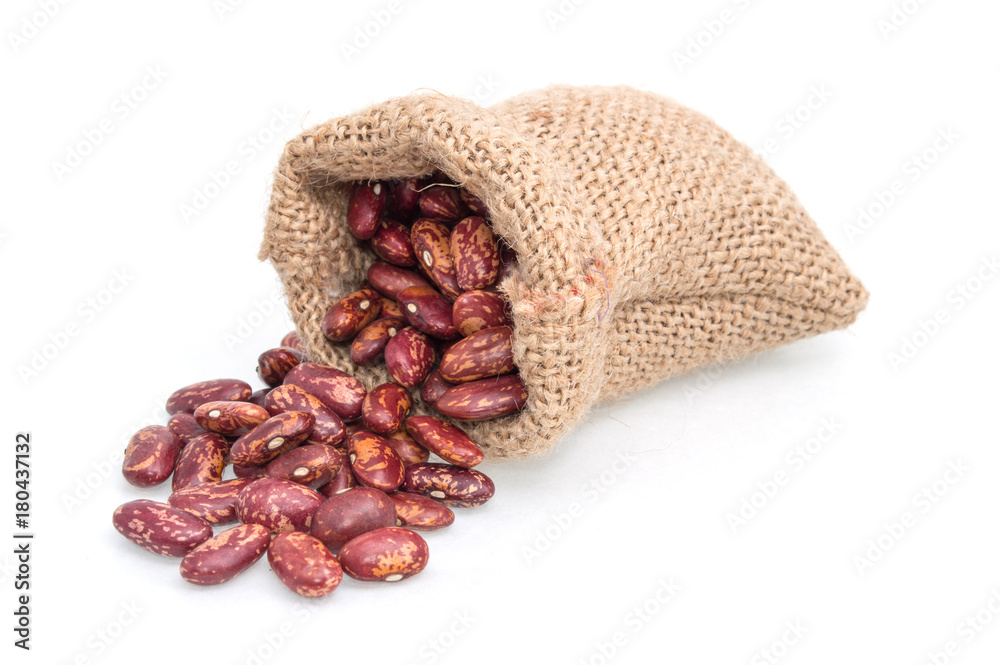Red Kidney Bean Cranberry In Burlap Sack Bag Isolated On White Background  Stock Photo, Picture and Royalty Free Image. Image 91024587.