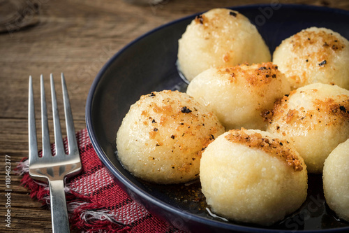 Foto Potato dumplings with meat.