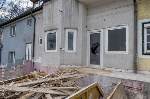 фотографія terraced houses are being renovated