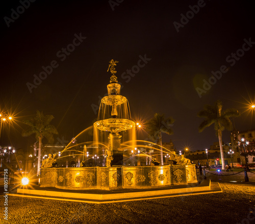 fountain at night lima