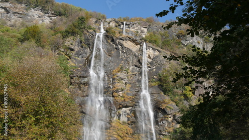 Grande cascata duplice