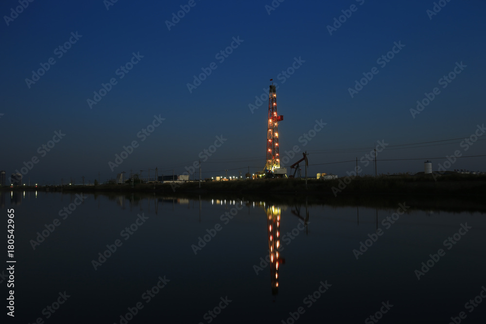 Fototapeta premium The oil rig