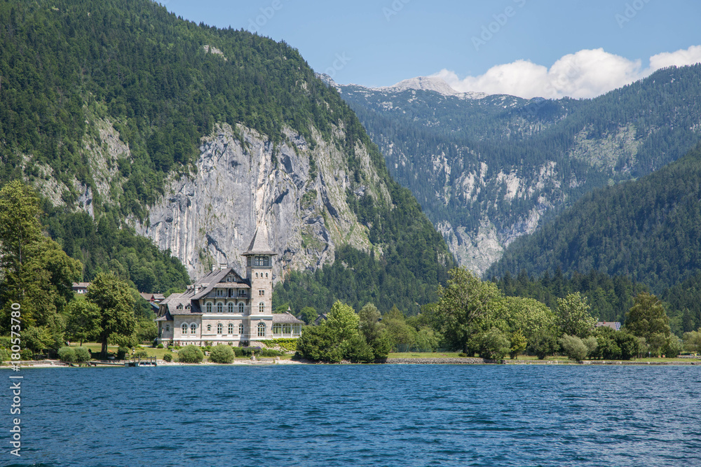 Fototapeta premium Schloss Grundlsee