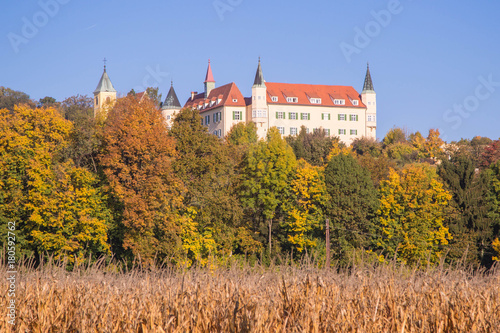 Schloss St. Martin in Graz im Herbst