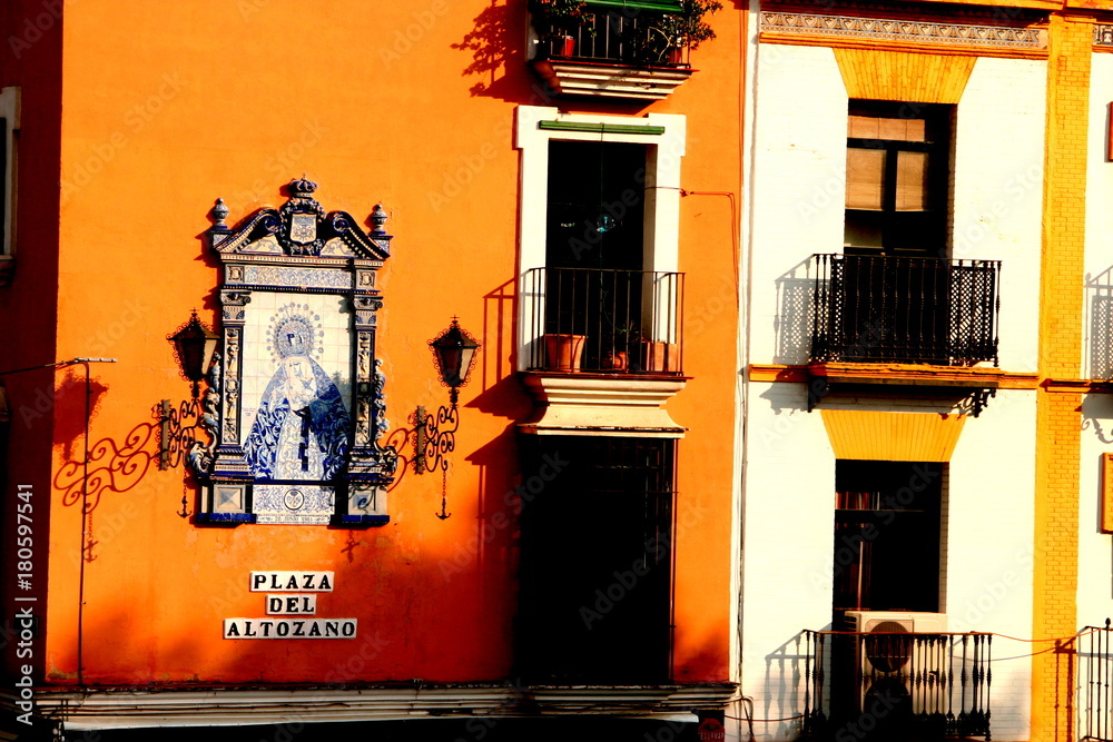 Triana, barrio de Sevilla, capital de Andalucia ( España) - obrazy, fototapety, plakaty 