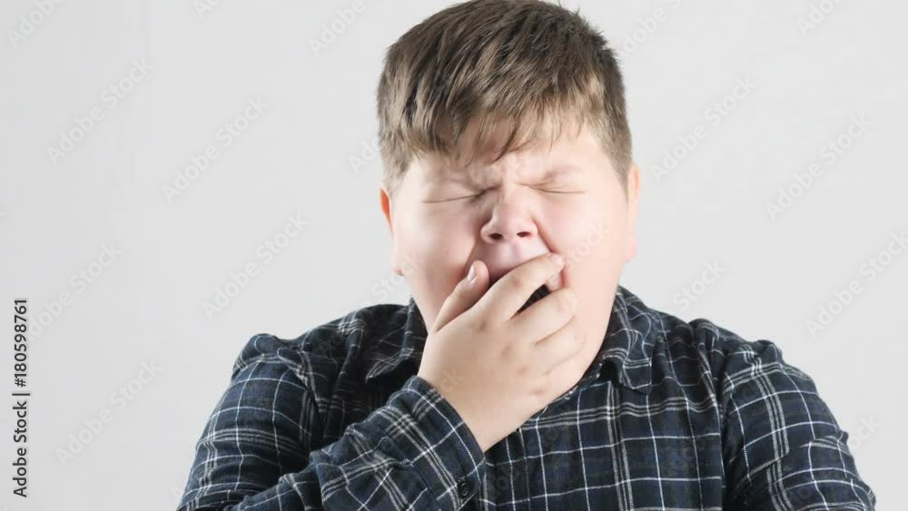 Young fat boy yawns 50 fps Young fat boy yawns 50 fps