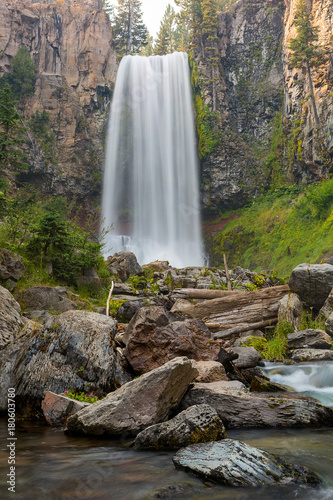 Fototapeta Naklejka Na Ścianę i Meble -  Tumalo Falls in Central Oregon Closeup USA