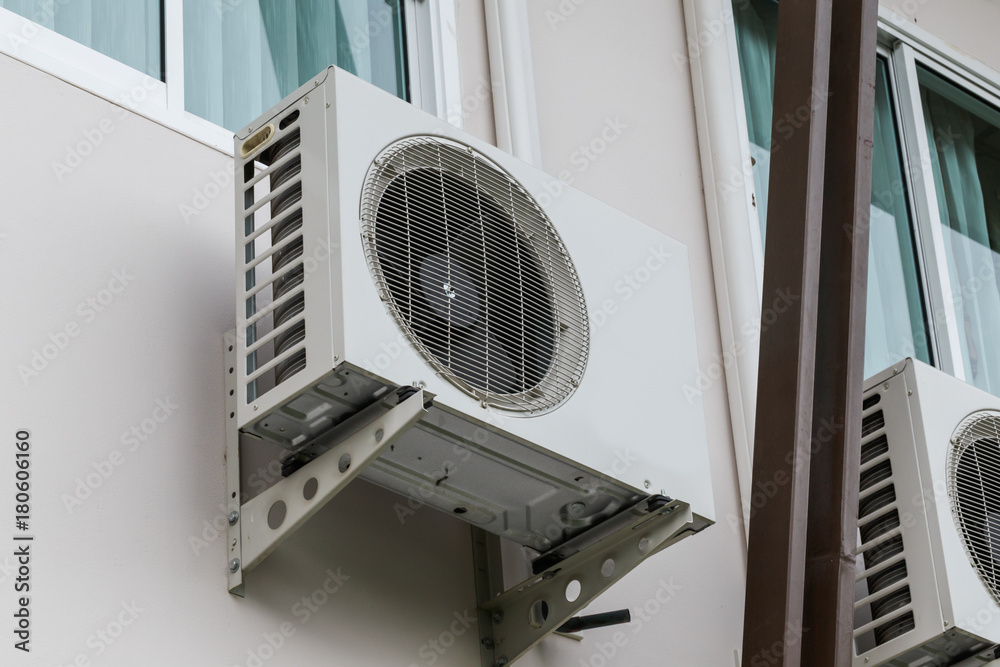 Air conditioning compressor outdoor unit Air conditioning compressor outdoor unit