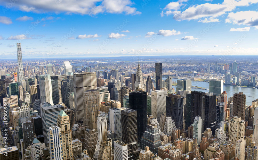 Fototapeta premium New York, Vue sur les buildings de Manhattan