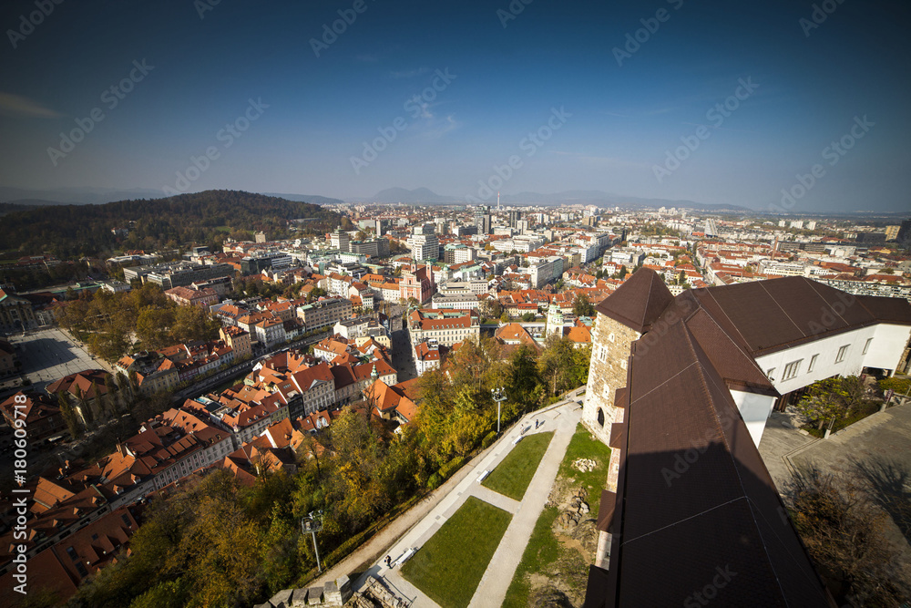 Slovenia,Lubiana,la città vista dal Castello.