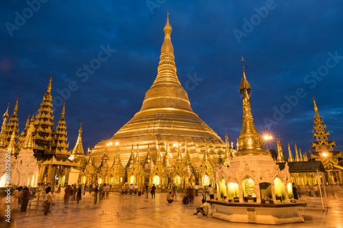 Shwedagon Pagode, Myanmar photo