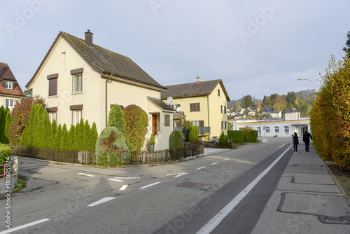 Fototapeta Naklejka Na Ścianę i Meble -  Swiss house at autumn