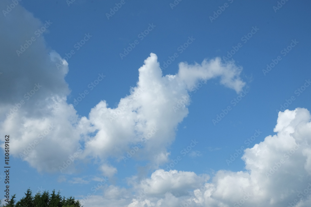Cloud formation in sky looking like a dragon Cloud formation in sky looking like a dragon
