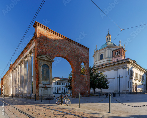 Canvas Print Milan. Colonada San Lorenzo.
