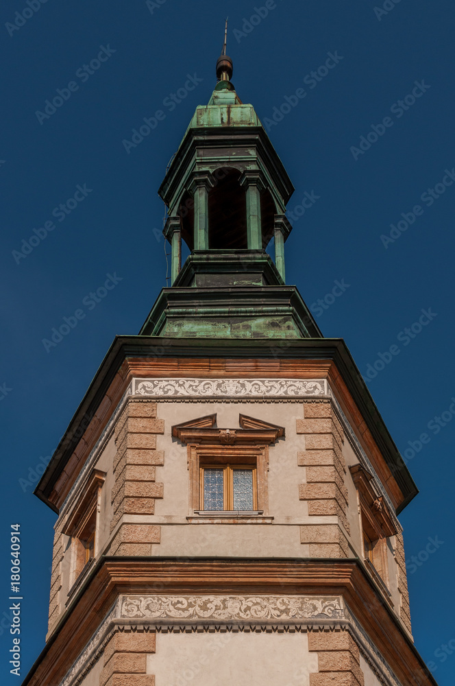 Dzwonnica, Pałac Biskupów Krakowskich w Kielcach, Polska