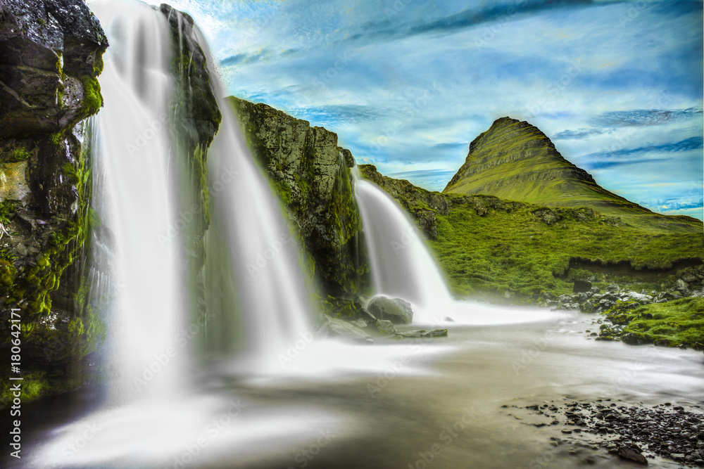 Kirkjufellfoss