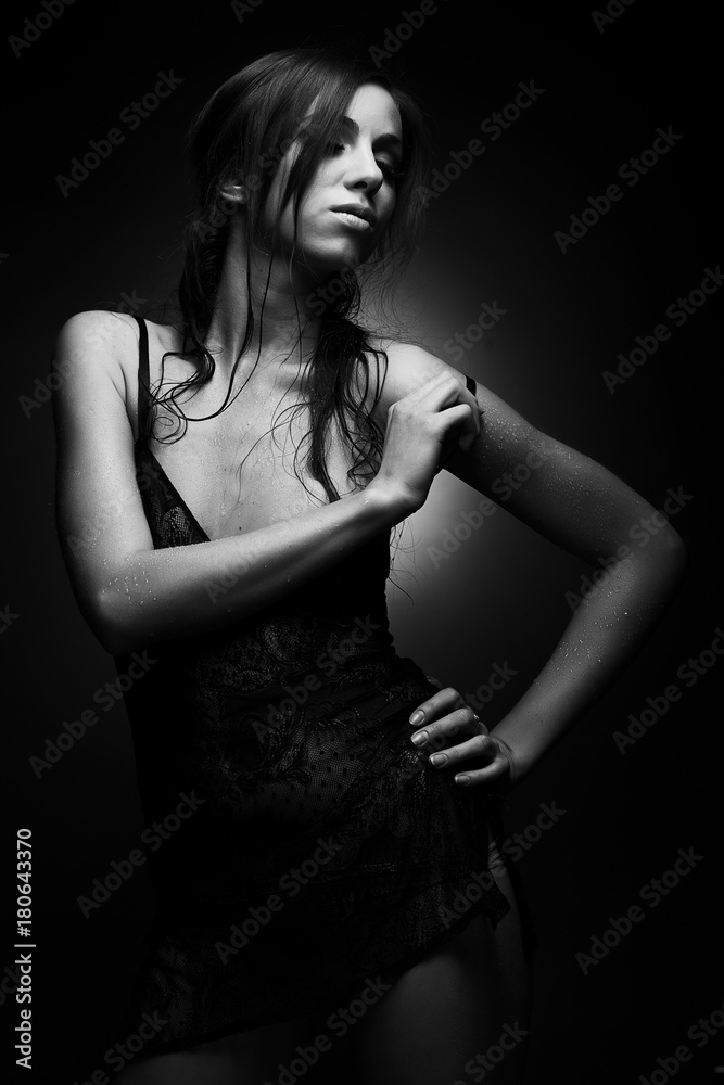 Fototapeta premium sexy brunette girl