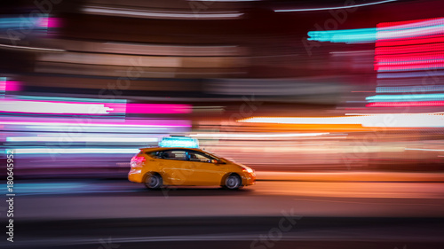 Konstfotografi Taxi cab concept motion blur